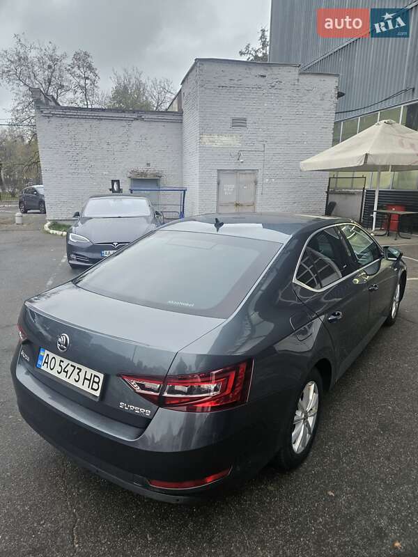 Ліфтбек Skoda Superb 2016 в Обухові фото 10 Ліфтбек Skoda Superb 2016 в Обухові