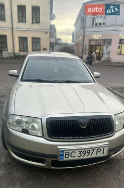 Лифтбек Skoda Superb 2005 в 