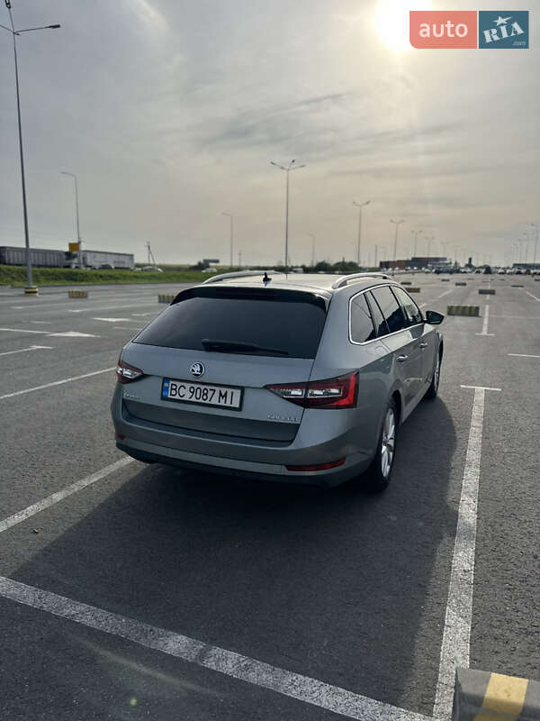 Універсал Skoda Superb 2017 в Львові