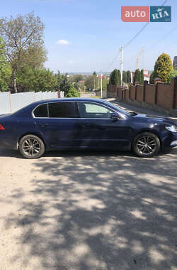 Лифтбек Skoda Superb 2011 в 