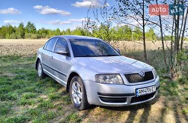 Лифтбек Skoda Superb 2008 в 