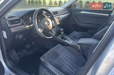 Лифтбек Skoda Superb 2017 в 