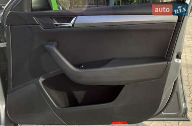 Універсал Skoda Superb 2017 в 