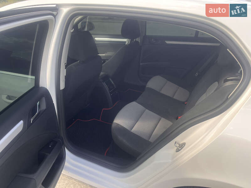 Лифтбек Skoda Superb 2013 в Львове