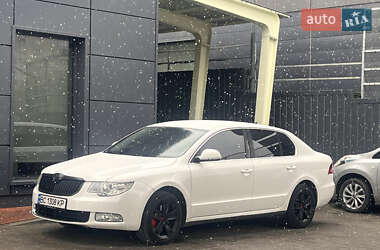 Ліфтбек Skoda Superb 2013 в Львові