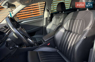 Ліфтбек Skoda Superb 2018 в 