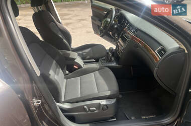 Лифтбек Skoda Superb 2013 в 