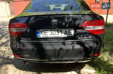 Лифтбек Skoda Superb 2014 в 