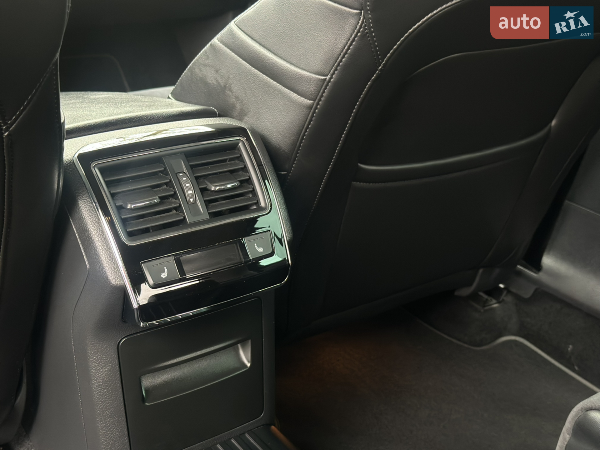 2017 Skoda Superb - мініатюра 34