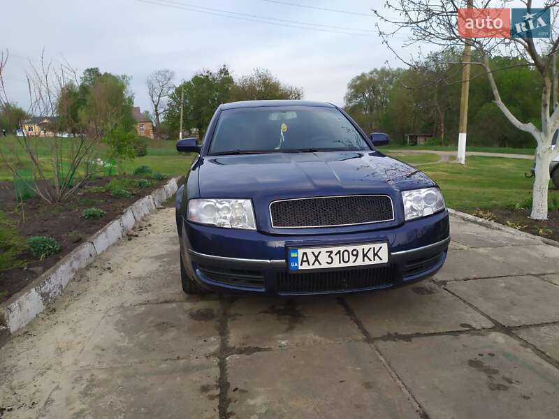 Лифтбек Skoda Superb 2003 в Богодухове