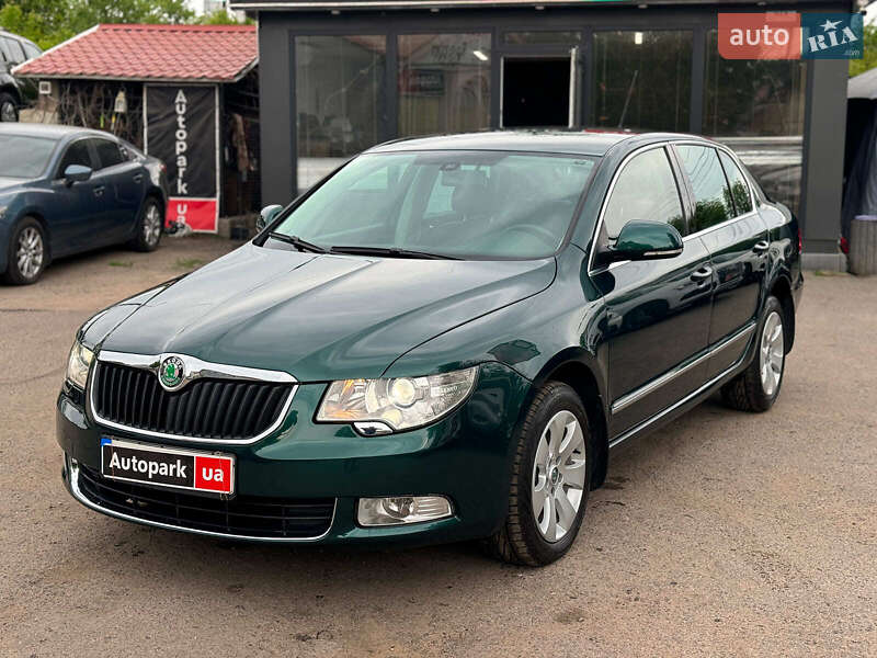 Лифтбек Skoda Superb 2009 в 