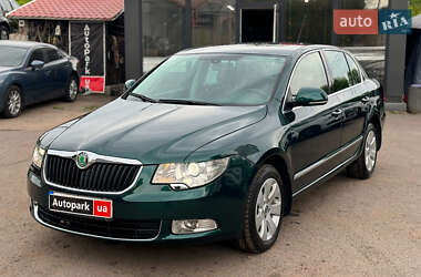 Лифтбек Skoda Superb 2009 в 