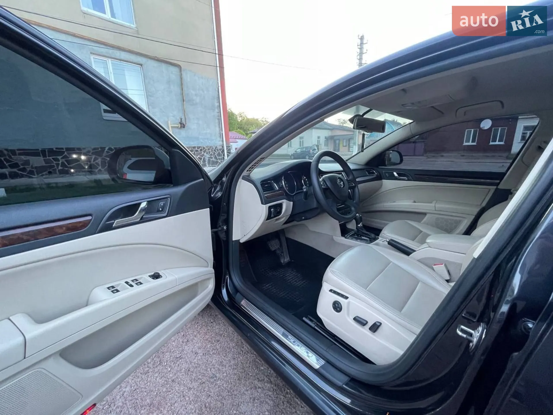 2013 Skoda Superb - мініатюра 4