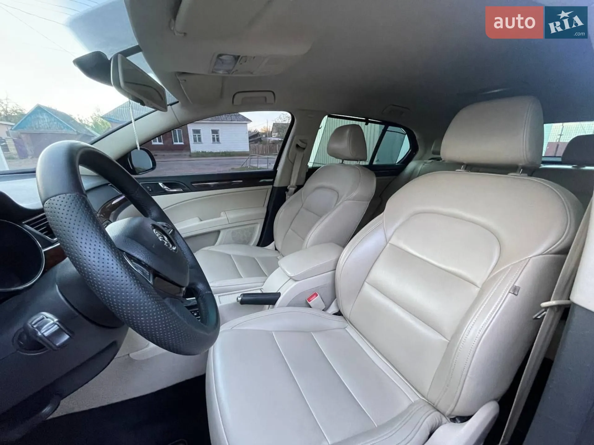 2013 Skoda Superb - мініатюра 5