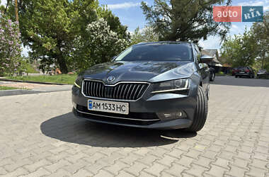 Універсал Skoda Superb 2017 в Звягелі