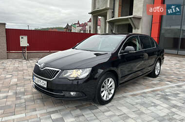 Ліфтбек Skoda Superb 2015 в 