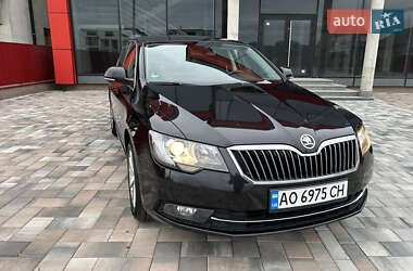 Ліфтбек Skoda Superb 2015 в 