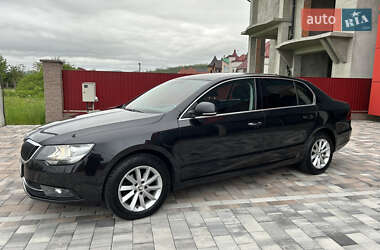 Ліфтбек Skoda Superb 2015 в 