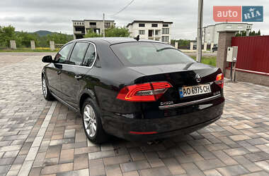 Ліфтбек Skoda Superb 2015 в 
