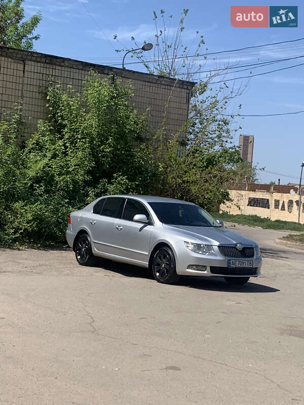 Skoda Superb 2012
