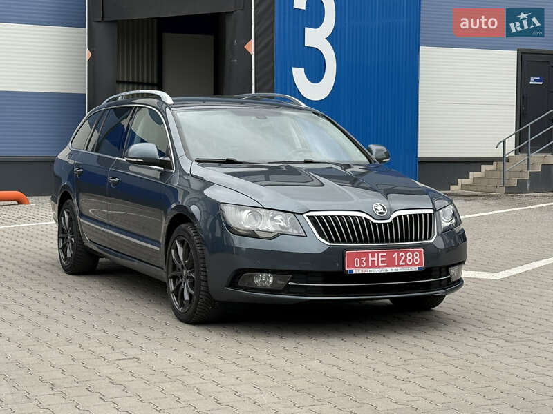 Универсал Skoda Superb 2015 в Ровно
