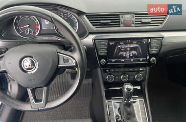 Ліфтбек Skoda Superb 2017 в 