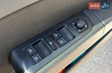 Лифтбек Skoda Superb 2012 в 