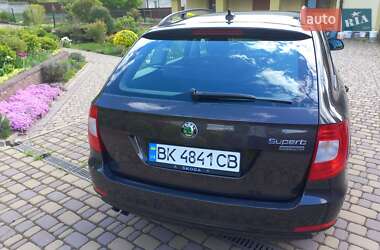 Универсал Skoda Superb 2011 в 