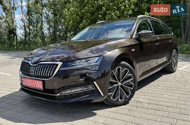 Универсал Skoda Superb 2021 в Луцке