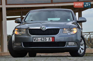 Лифтбек Skoda Superb 2011 в 