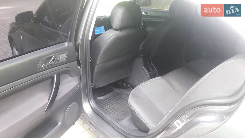 Ліфтбек Skoda Superb 2005 в Глухові