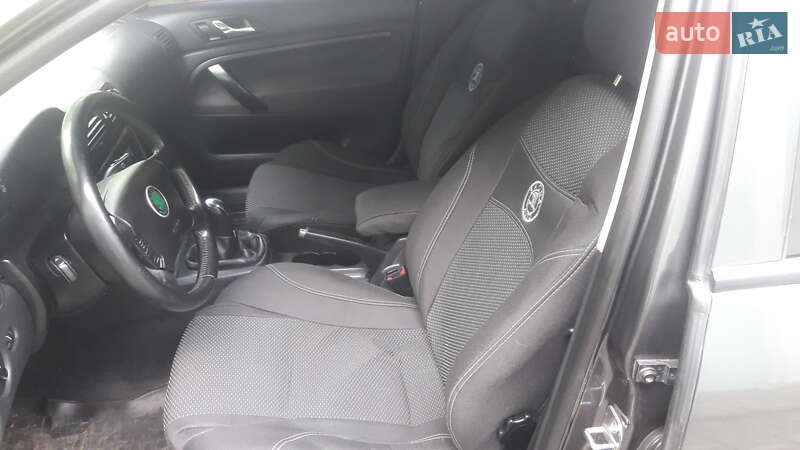 Ліфтбек Skoda Superb 2005 в Глухові
