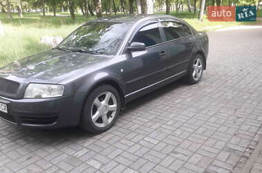 Лифтбек Skoda Superb 2005 в 