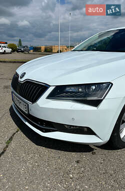 Универсал Skoda Superb 2017 в 