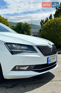 Универсал Skoda Superb 2017 в 
