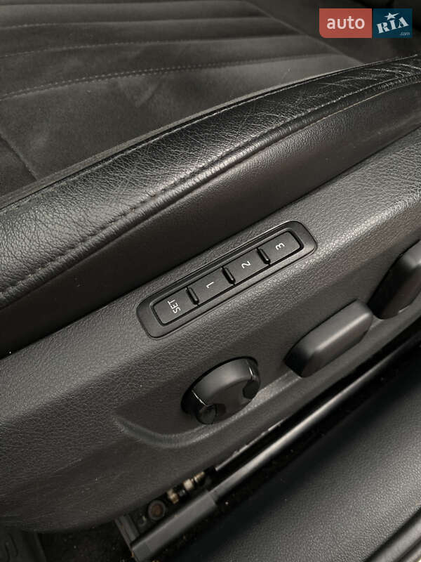 Лифтбек Skoda Superb 2015 в Кропивницком