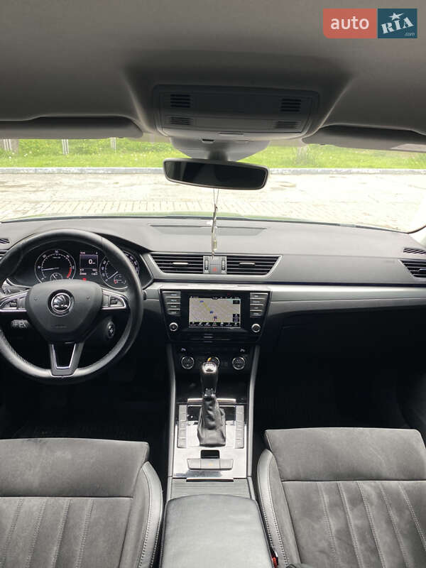 Лифтбек Skoda Superb 2015 в Кропивницком