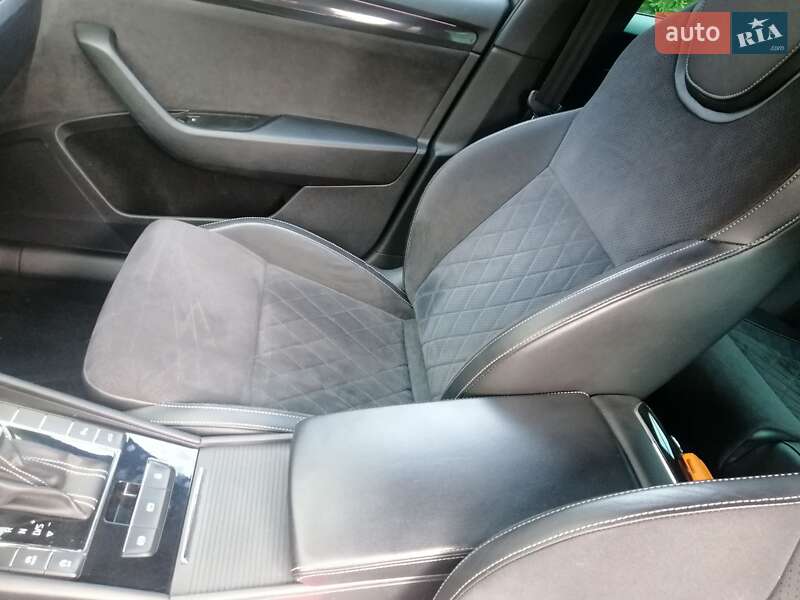 Универсал Skoda Superb 2017 в Умани