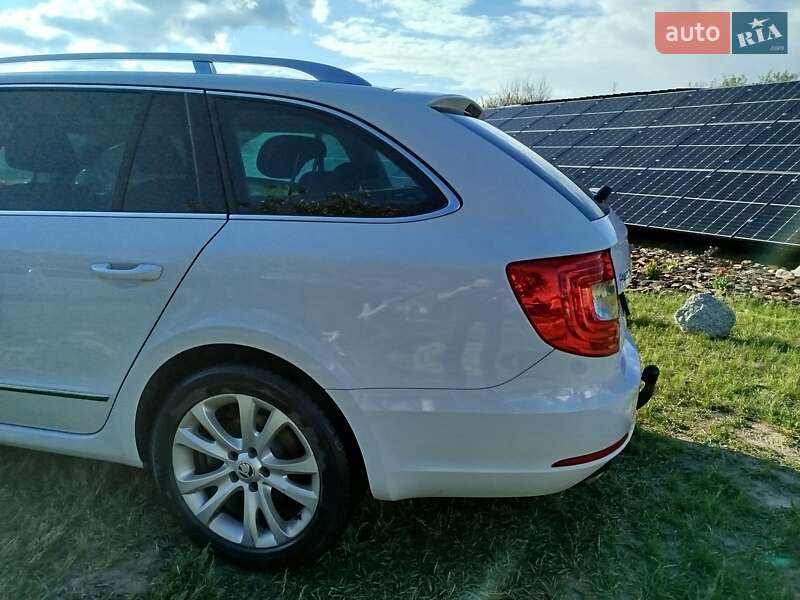 Універсал Skoda Superb 2014 в Охтирці