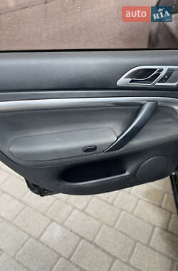 Лифтбек Skoda Superb 2007 в 