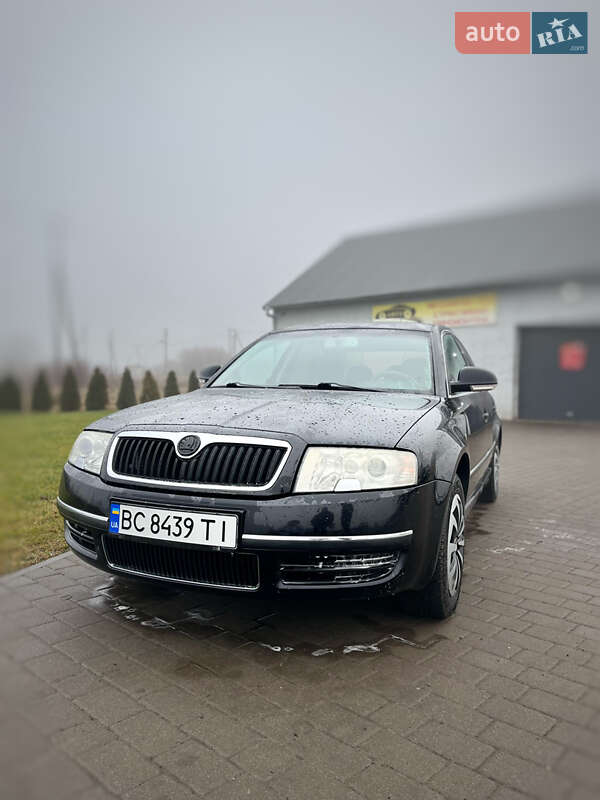 Лифтбек Skoda Superb 2007 в Каменке-Бугской