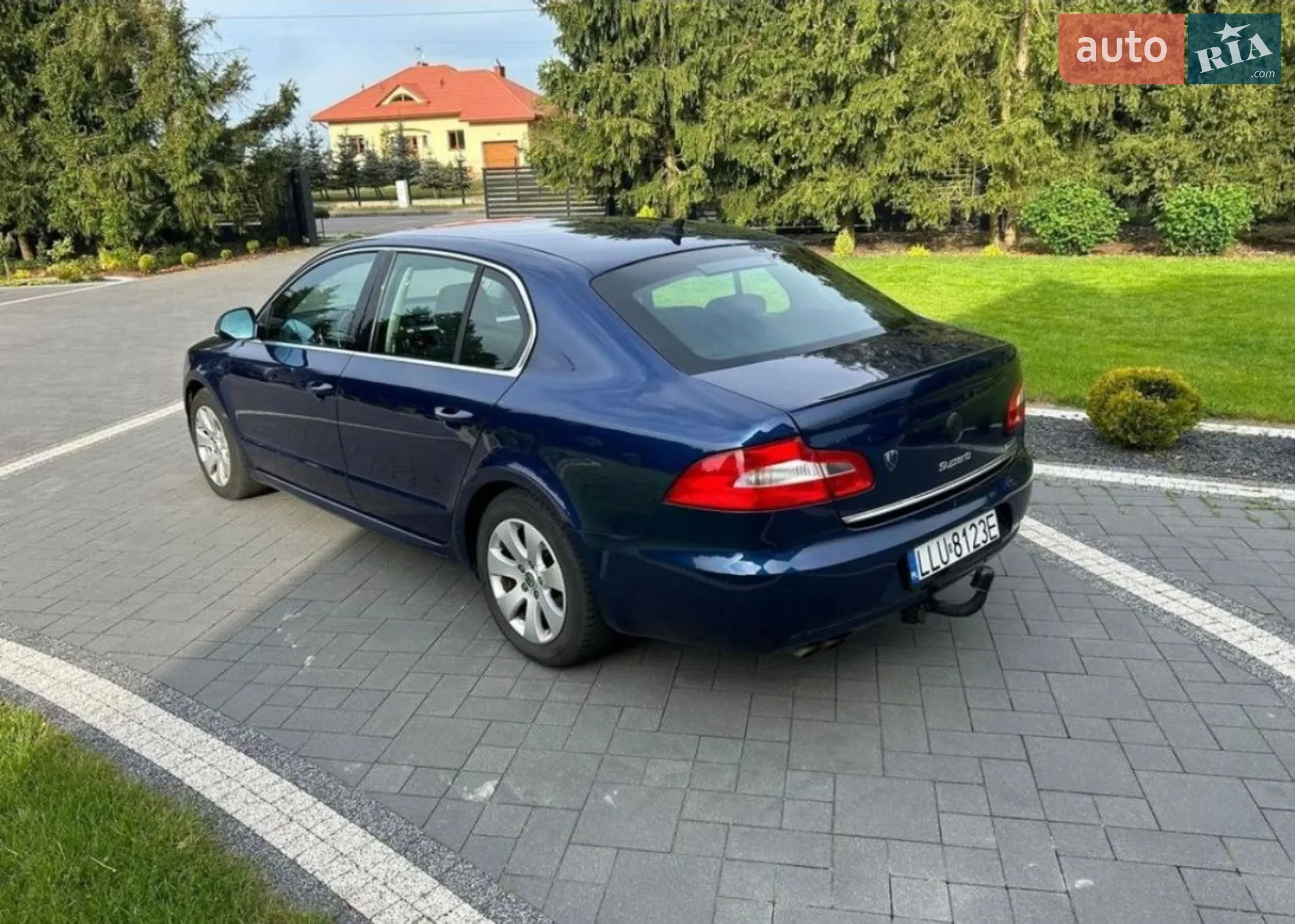 2011 Skoda Superb - мініатюра 5