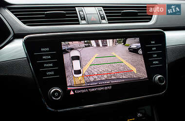 Лифтбек Skoda Superb 2020 в 
