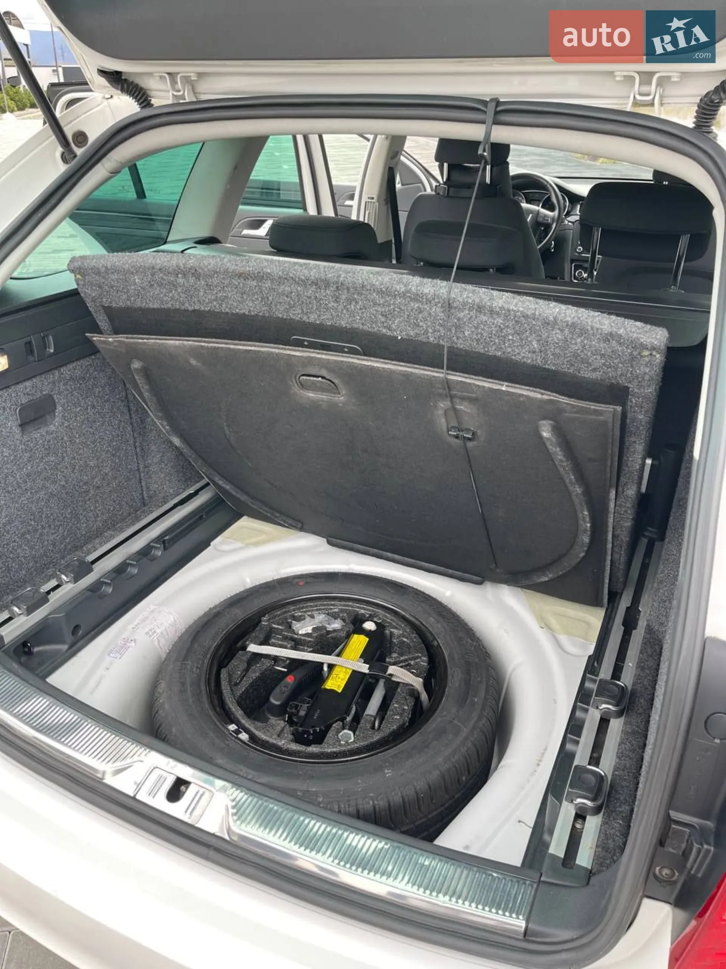 2012 Skoda Superb - мініатюра 12
