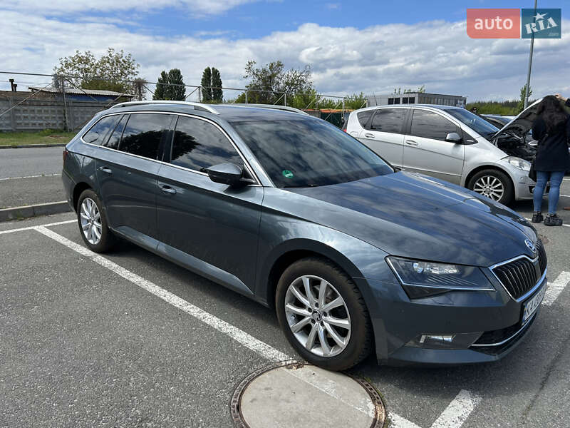 Універсал Skoda Superb 2018 в Києві