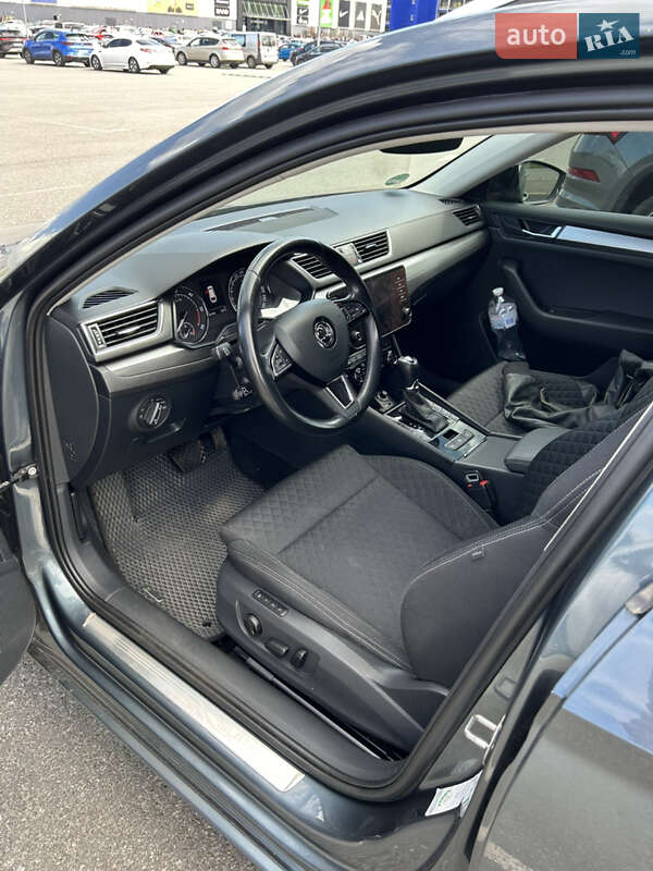 Універсал Skoda Superb 2018 в Києві