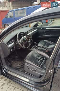 Універсал Skoda Superb 2011 в 