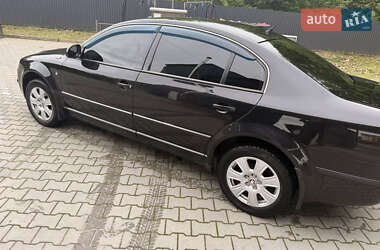 Лифтбек Skoda Superb 2007 в 
