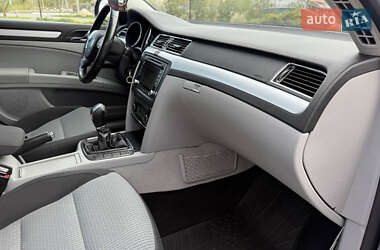 Универсал Skoda Superb 2011 в 