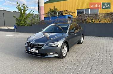 Универсал Skoda Superb 2016 в Киеве